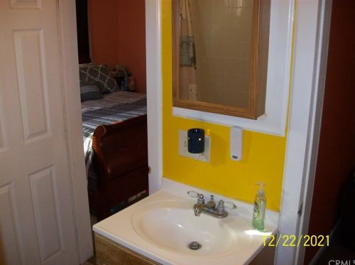 2705 Olive Ave, Fullerton CA 92833-3542 exterior