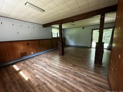 87 Box Mtn Dr, Vernon CT 06066-6305 exterior