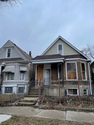 6407 Paulina St, Chicago, IL 60626-4914