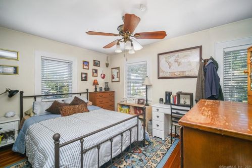 17 Myrtle St, Norwalk CT 06855 exterior