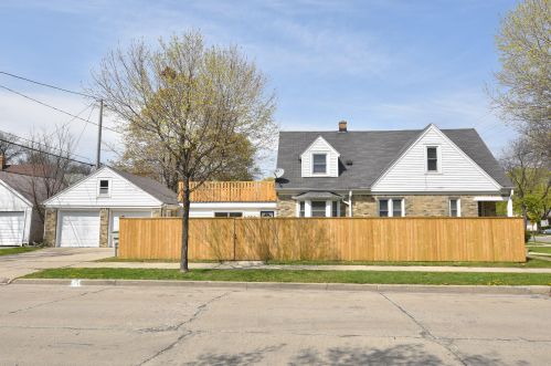 4101 39th St, Milwaukee WI  53216-1642 exterior