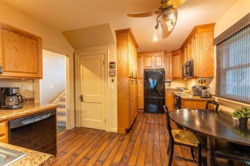 35 White St, Ely MN 55731-1248 exterior