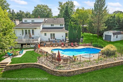 53 Arlene Dr, West Long Branch NJ 07764-1100 exterior