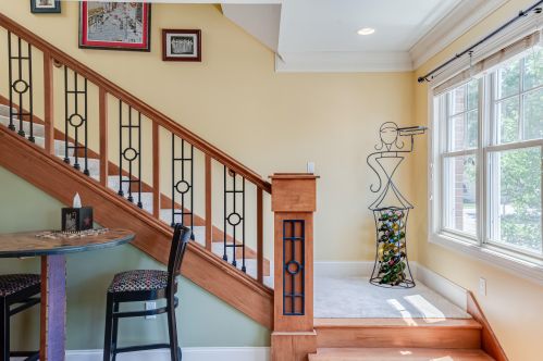 822 Hamilton St, Milwaukee WI 53202-1607 exterior