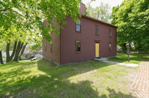 136 Plantation St, Worcester MA 01604-3062 exterior