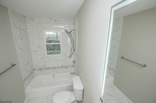 101 Pocono Trl, Hopatcong NJ  07843-1009 exterior