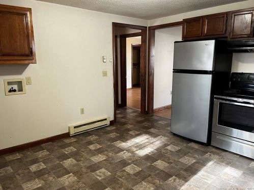 23 Church St, Killingly CT 06241-1234 exterior