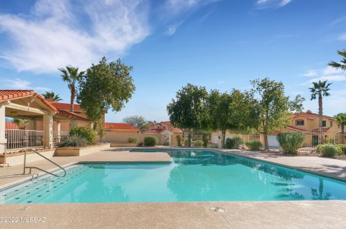 9401 Albatross Dr, Tucson AZ 85742-5126 exterior