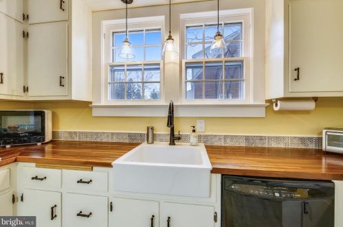 149 Adams St, Rockville MD 20850-2315 exterior