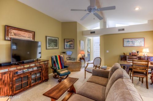 4539 Red Mesa Dr, Tucson AZ  85718-3562 exterior