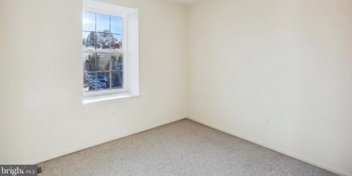 15901 Indian Hills Ter, Rockville MD 20855-2626 exterior