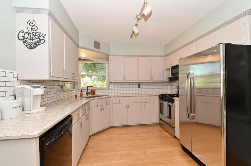 3301 77 St, Milwaukee WI 53219-1854 exterior