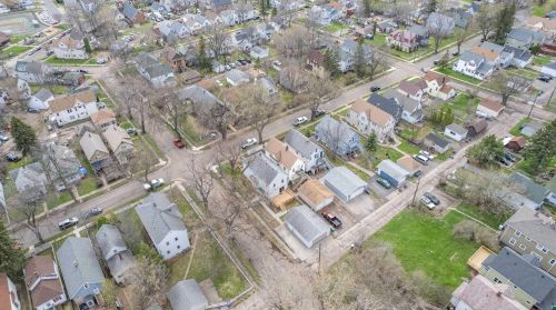 2901 Exeter St, Duluth MN 55806-1405 exterior