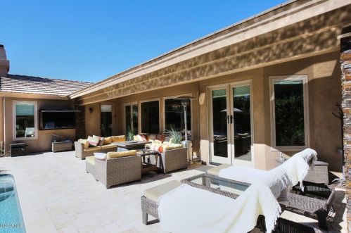 4515 Chisum Trl, Phoenix AZ  85050-8568 exterior