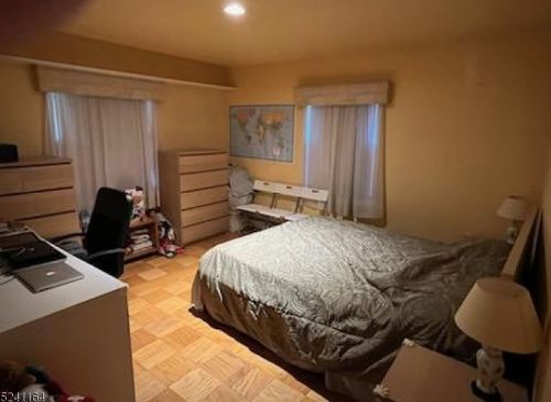 40 Oslo Dr, Rockaway NJ 07866-4239 exterior