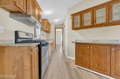 6143 Mainside Dr, Tucson AZ exterior