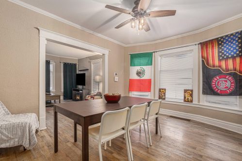 604 Apple Ave, Meskegon MI  49442-3646 exterior