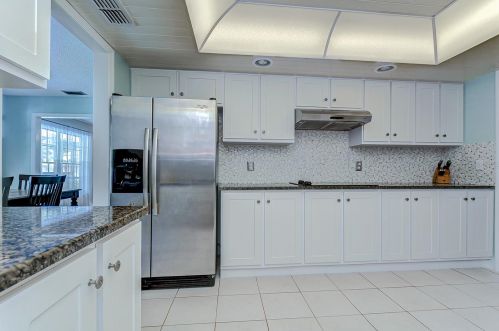 4219 Cartnal Ave, Tampa FL  33618-8600 exterior