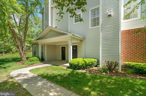 13106 Marcey Creek Rd, Herndon, VA 20171-4803