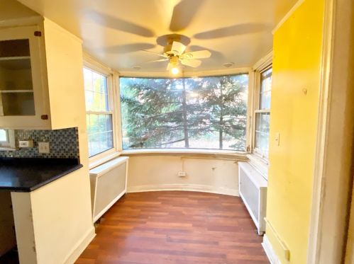 6100 Kilpatrick Ave, Chicago IL 60652-3516 exterior