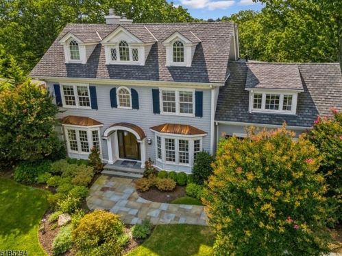 30 Club Rd, Montclair, NJ 07043-2504