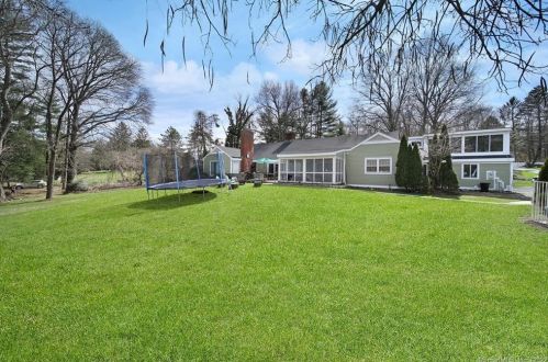 148 Norwalk Rd, Norwalk CT 06850-4406 exterior