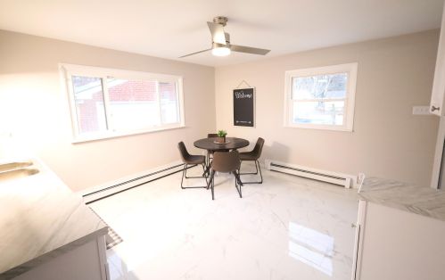 5360 55th St, Milwaukee, WI 53218-3208