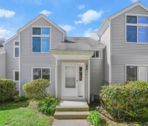 18 Tulip Dr, Seymour, CT 06483-4119