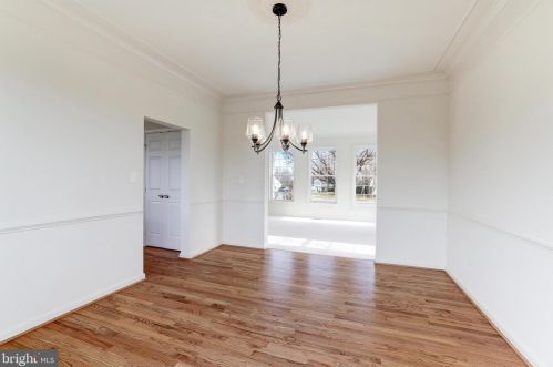 43195 Parkers Rdg Dr, Leesburg VA 20176-5132 exterior