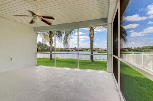 9466 Leatherwood Ave, Tampa, FL 33647-3259