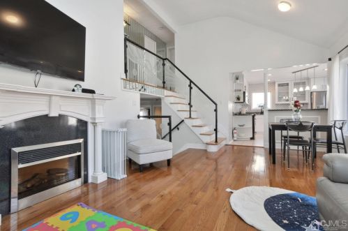 11 Beverly Rd, Old Bridge NJ  08857-1613 exterior