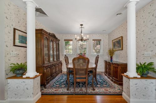 31 Sunset Ave, Concord NH 03301-2730 exterior