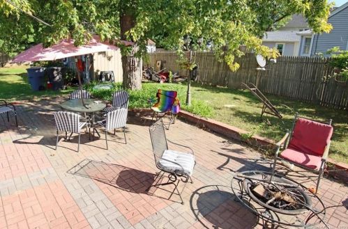 161 Elm St, Enfield CT 06082-3627 exterior