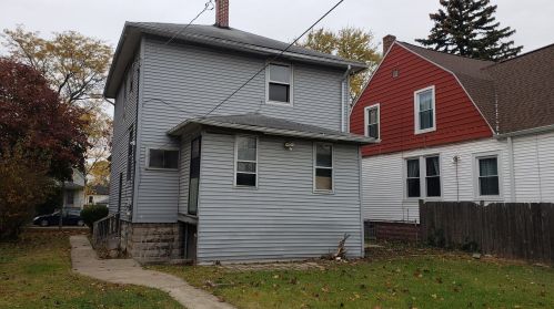 211 12 Ave, Broadview IL 60153-1343 exterior