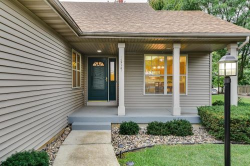 3414 Maple Grove Dr, Madison, WI 53719-5619