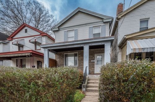 1626 Leolyn St, Pittsburgh PA  15210-3939 exterior