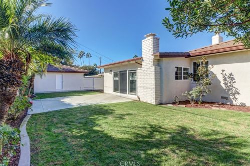 518 El Camino Dr, Fullerton CA  92835-4023 exterior