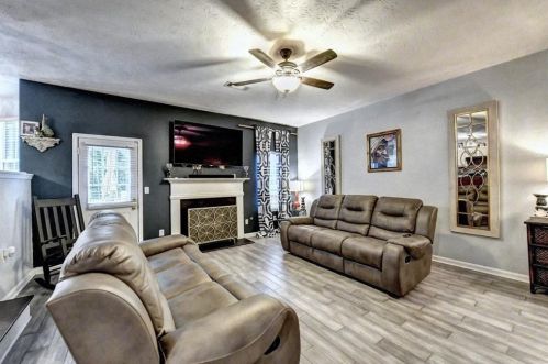 2320 Skylars Ml Way, Lithonia GA exterior