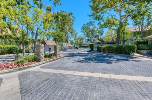 1171 Packers Cir, Tustin CA  92780-3503 exterior