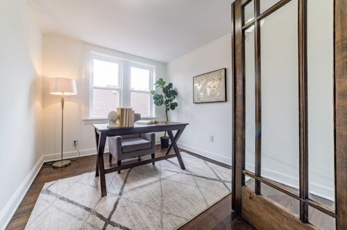 7225 Bennett Ave, Chicago IL  60649-2905 exterior