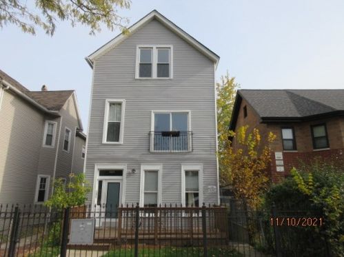 1729 Whipple St, Chicago IL 60652-3446 exterior