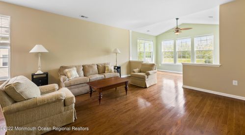 24 Cromwell Ln, Jackson Twp NJ 08527-4687 exterior