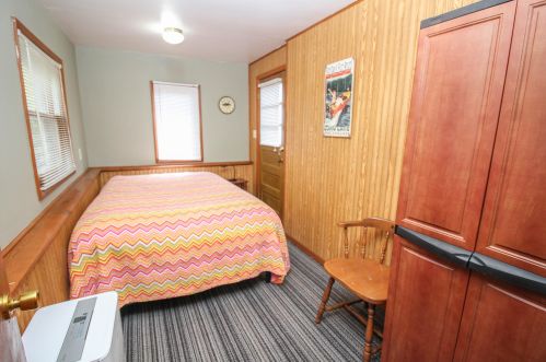 10383 Walnut Dr, Three Rivers MI  49093-8555 exterior