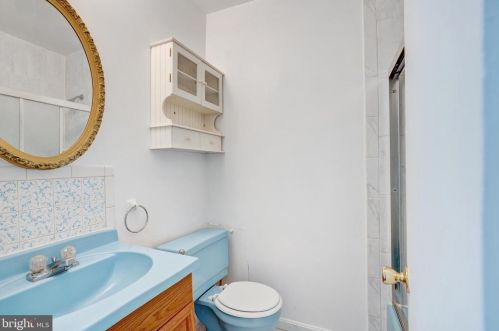 4612 Adrian St, Rockville MD 20853-3705 exterior