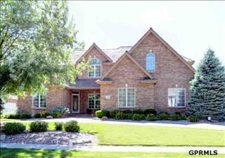 1508 182 Cir, Omaha NE  68130-2746 exterior