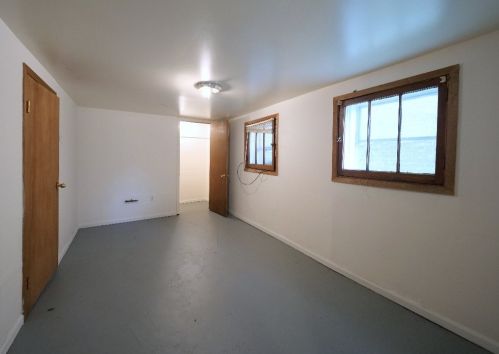 6636 Washtenaw Ave, Chicago IL 60629-1718 exterior