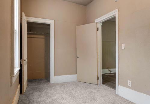 2131 Harrison Ave, Meskegon MI 49441-1490 exterior