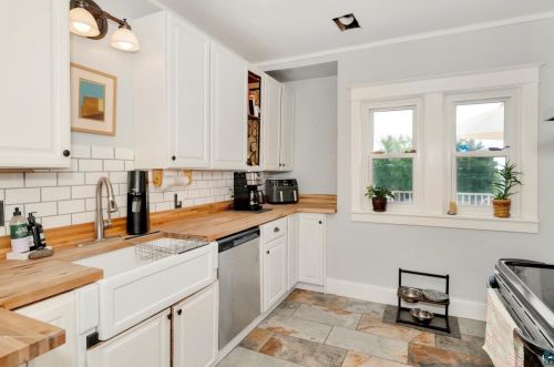 1010 10 St, Duluth MN 55805-1504 exterior