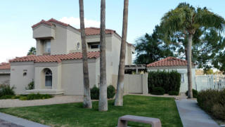 12001 40th Way, Phoenix AZ  85028-1524 exterior