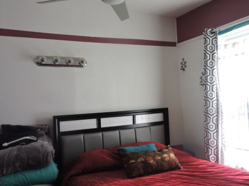 5301 Damen Ave, Chicago IL 60625-1103 exterior